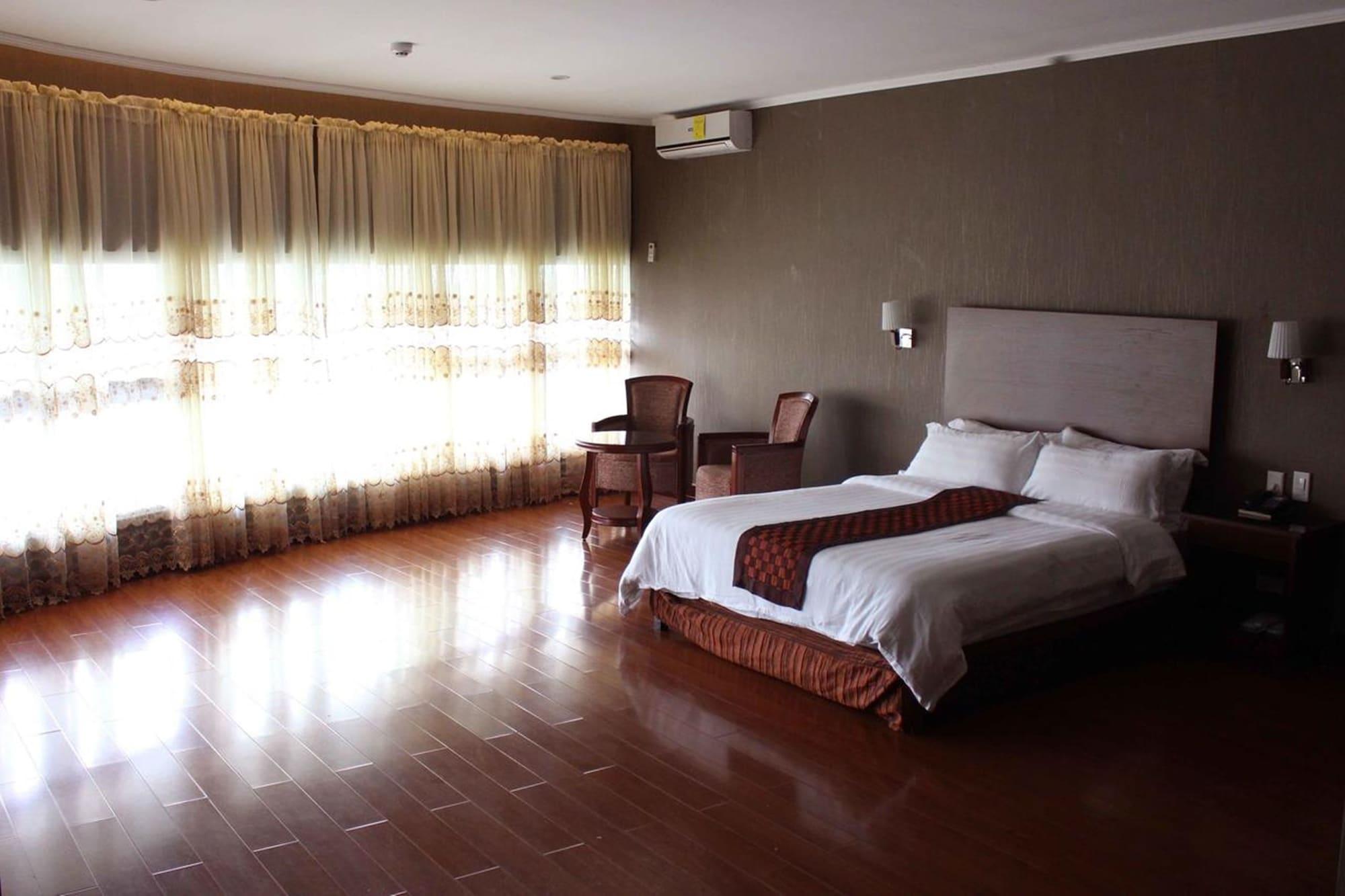 Baguio Crown Legacy Hotel Baguio City Exteriör bild