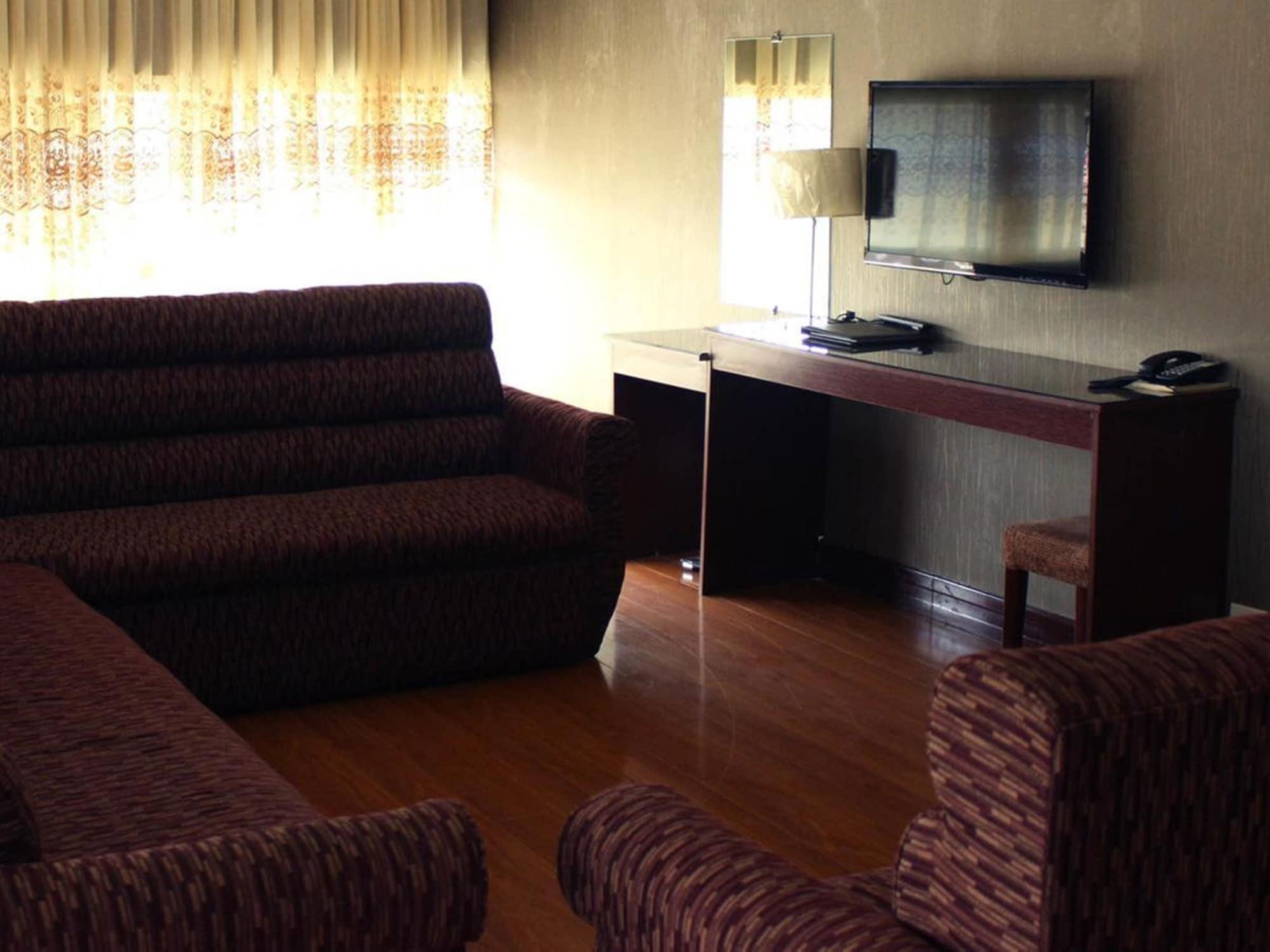 Baguio Crown Legacy Hotel Baguio City Exteriör bild